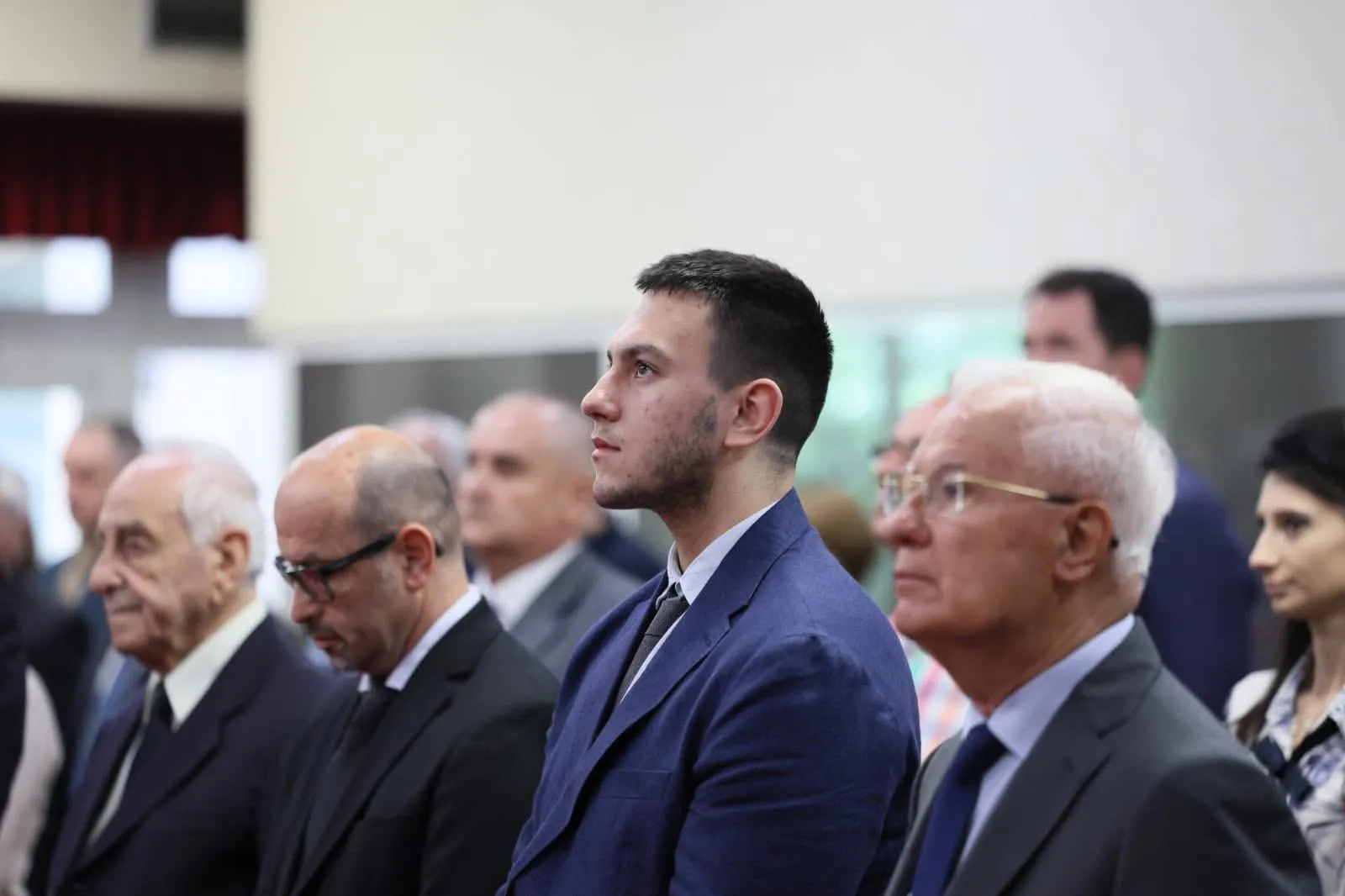 Djali i Grida Dumës prek me dedikimin për të atin pas ndarjes nga jeta
