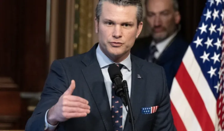 Sekretari amerikan i mbrojtjes: Ushtria është gati për çdo vendim të presidentit