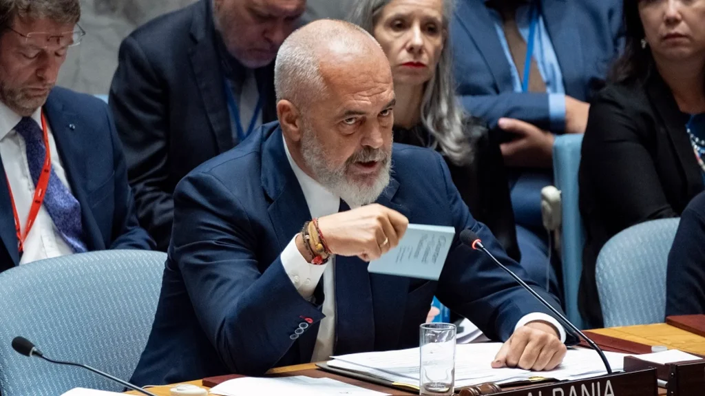 (Në foto: Kryeministri shqiptar Edi Rama flet në OKB gjatë një mbledhjeje të nivelit të lartë të Këshillit të Sigurimit mbi situatën në Ukrainë, më 20 shtator 2023.)