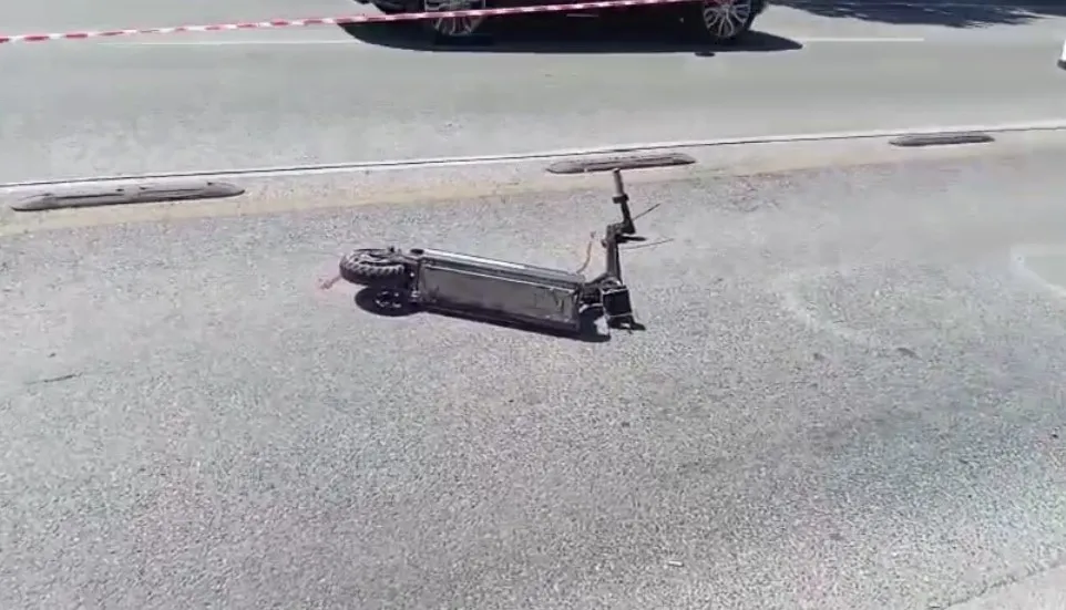 Detaje nga aksidenti i rëndë në Tiranë/ Si i përplasi shoferi 3 fëmijët me monopatinë