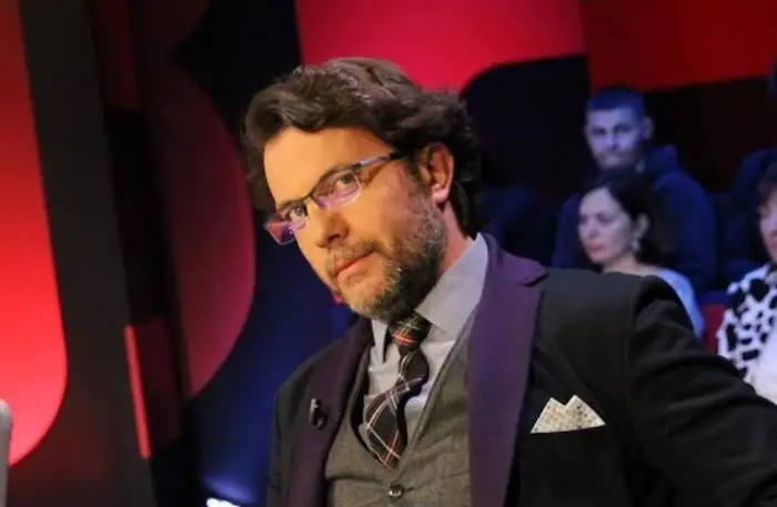 Laert Vasili paralajmëron ish-banorët e BBVA: Nëse vazhdojnë do të përballen me avokatët e mi