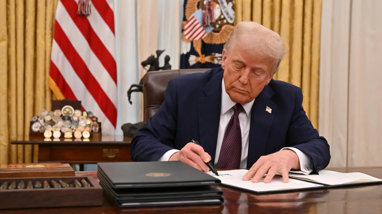 Trump firmos urdhër të rëndësishëm për Shqipërinë dhe rajonin, për çfarë bëhet fjalë