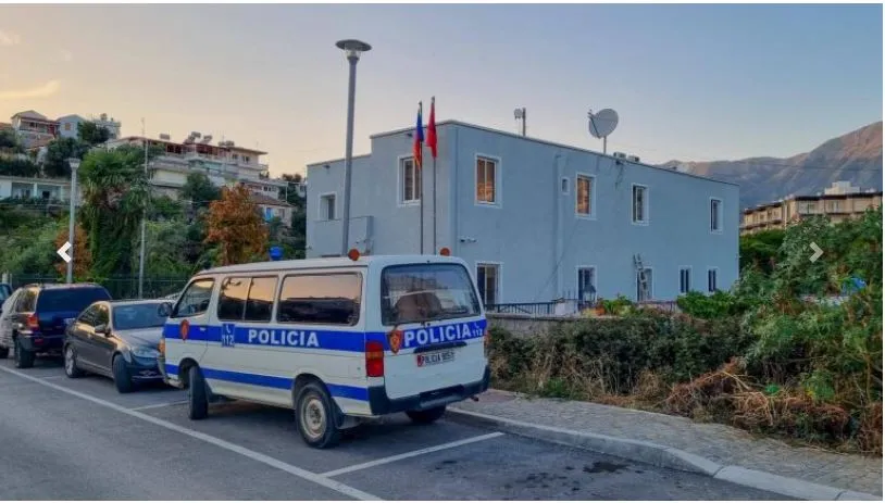 Dorëhiqet shefi i komisariatit të Himarës