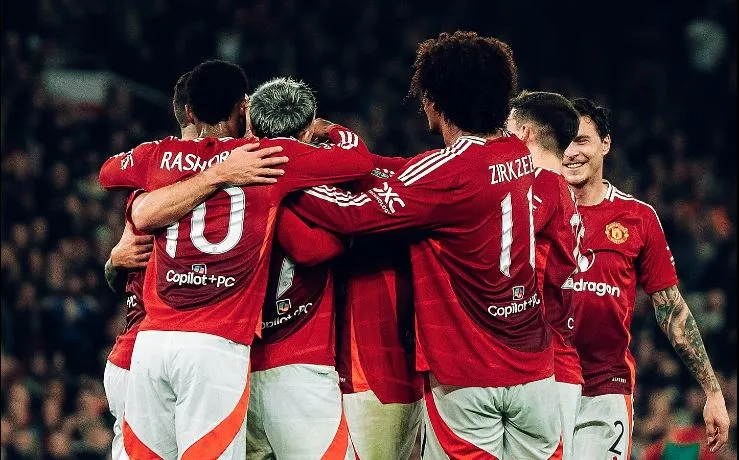 Pesë lojtarë kërkojnë largimin nga Manchester United