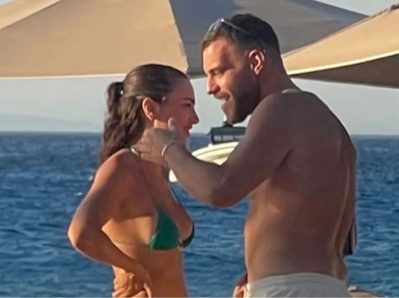 Sara Hoxha dhe Erik Fullani shijojnë pushimet së bashku