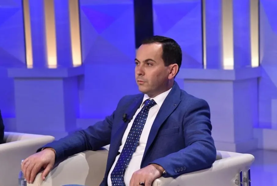 Kodi i ri Penal/ Avokati: Nëse miratohet, jemi një hap larg burgut! Disa nene në nivelin e lajthitjes