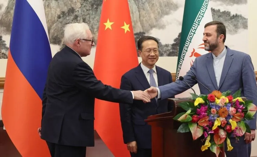 Analiza e REL: Irani po afrohet me Pekinin, por a është e gatshme Kina të hyjë në lojë?