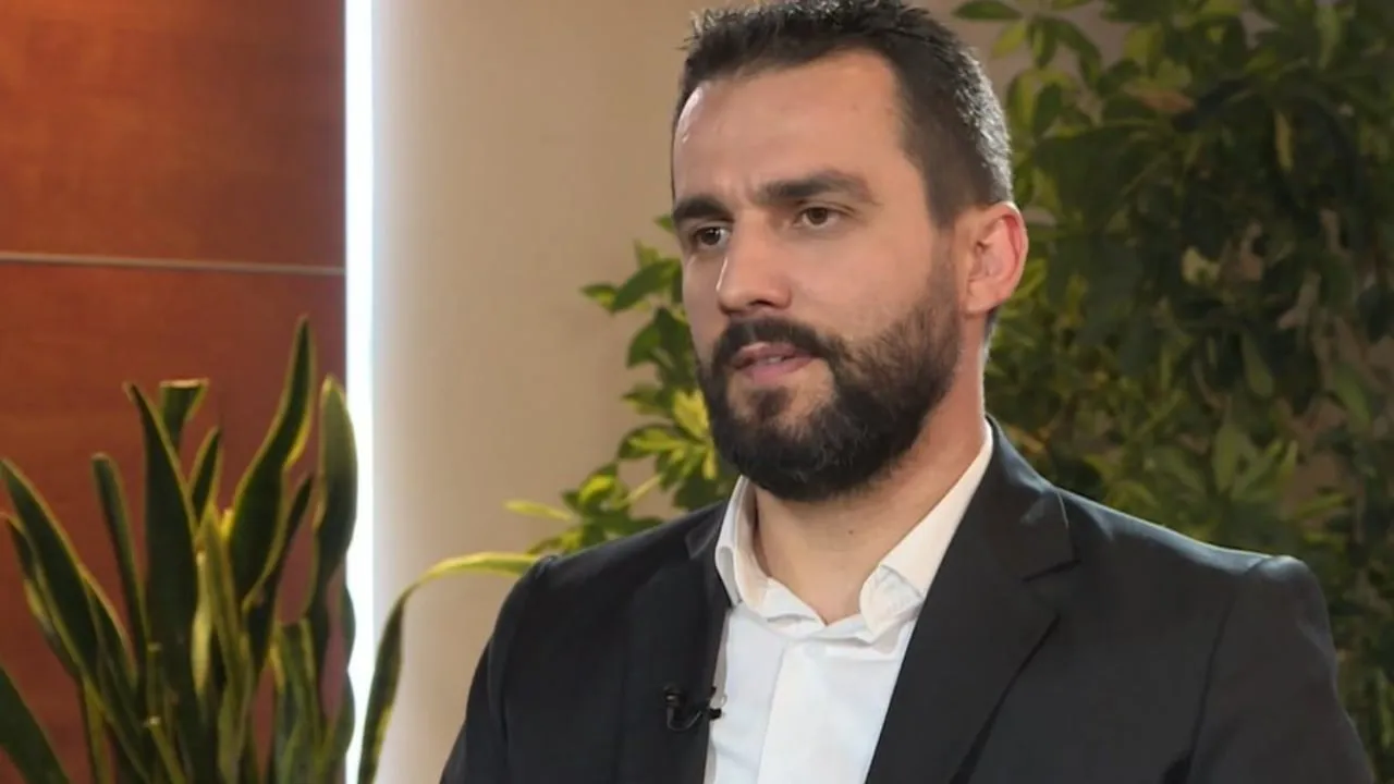 Adriatik Lapaj kërkon mandatin, letër KQZ: Të shpërndahet sipas listës së hapur