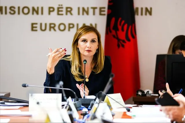 Jorida Tabaku: Qeveria pranoi dështimin e inceneratorëve, rikthehet te landfilli