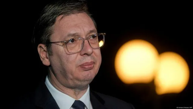Serbi: Regjimi po bie, por nuk dihet kur