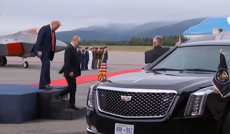 Detajet/ Dy presidentët udhëtojnë me “Bishën” e Trump