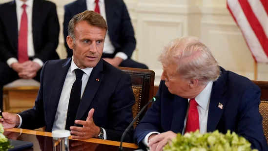 Video/ Trump harron mikrofonin ndezur ndërsa bën “thashetheme” për Putin me Macron