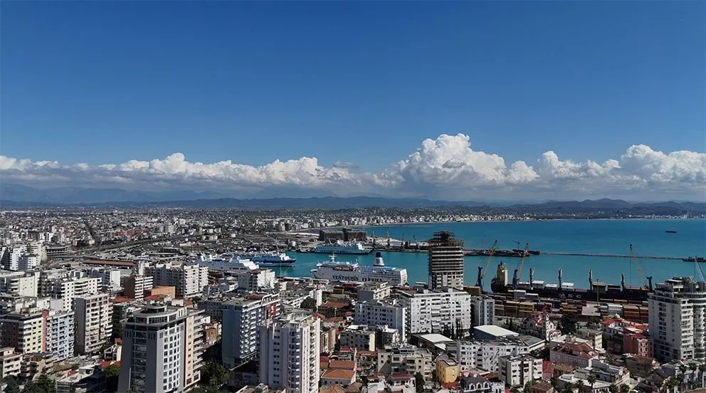 Porti i Durrësit: Planet vazhdojnë mes mungesës së transparencës dhe përfitimeve për pak vetë