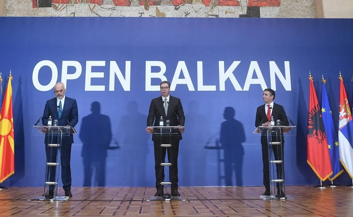 Letër e hapur për qeverinë Rama: Kosova nuk është bisht i tryezës suaj me Vuçiçin!