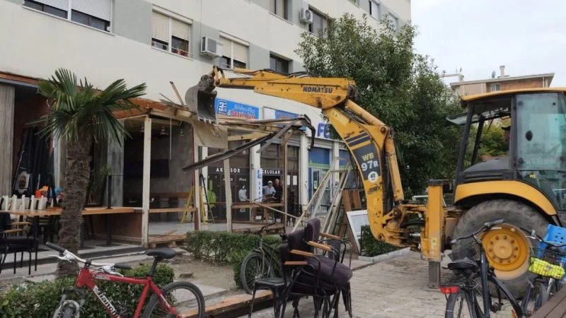 Zaptimi i hapësirave publike, mbi 3.000 shqiptarë spiunuan në qeveri për 24 orë