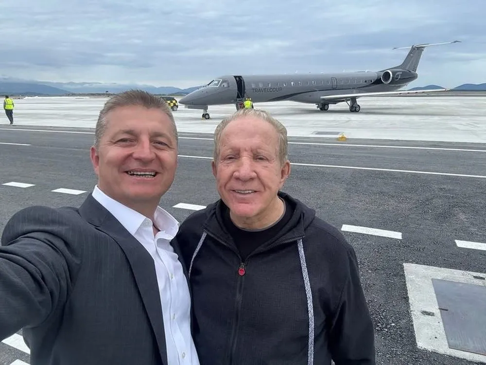 Thellohet skandali, administratori i Aeroportit të Vlorës reagon pas shkarkimit nga Pacolli