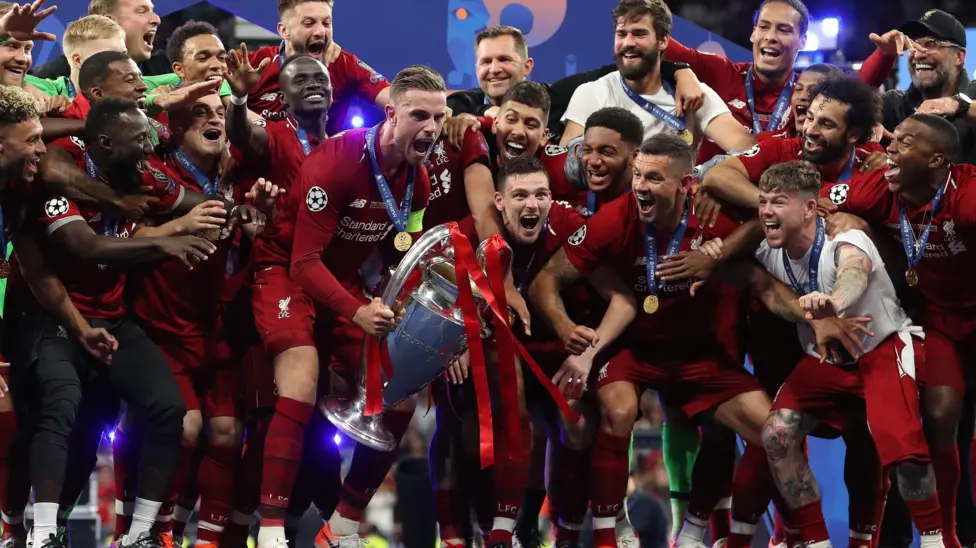 Spanja dhe Polonia do të presin finalet e Ligës së Kampionëve në vitin 2027