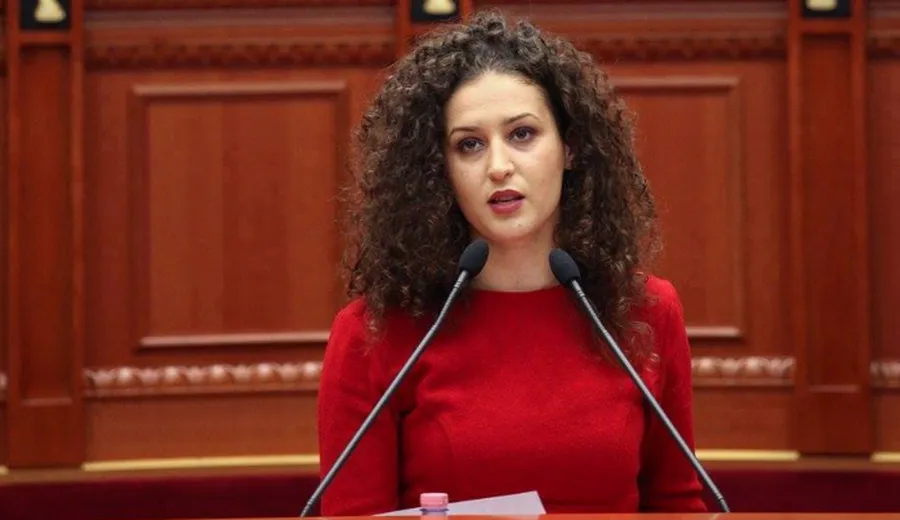 Silva Caka, harron Ilir Metën. Emërohet zv.Ministre e Brendshme në qeverinë e Ramës
