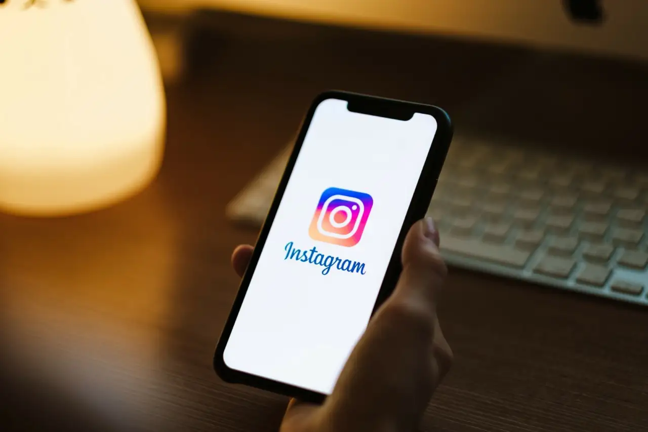 Si të shihni se kush ju ka hequr në Instagram me ChatGPT
