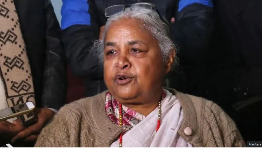 Pas trazirave/ Nepali zgjedh kryeministren e parë femër