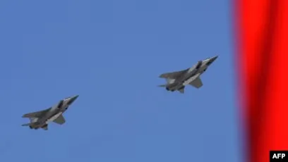 Rusia fut avionët në Estoni, ndërhyn NATO