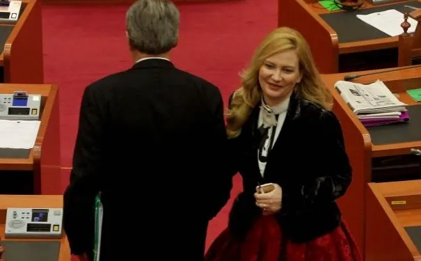 U zgjodh deputete nga lista e PD-së, por doli e pavarur, Mesila Doda: Jam në koordinim me Berishën