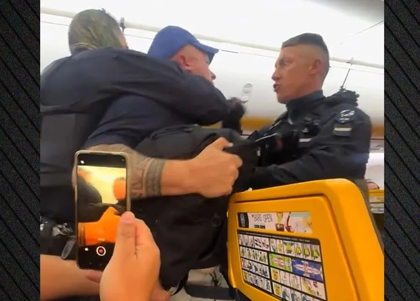 VIDEO/ Grushte e shkelma në avion, piloti bën ulje emergjente