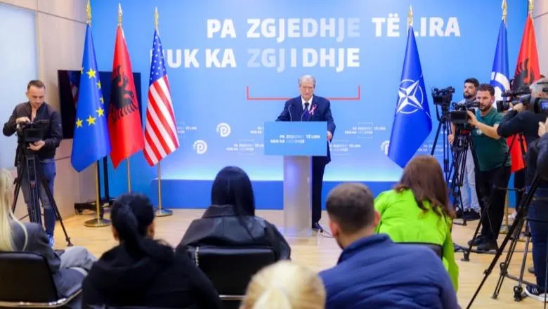 Berisha: Afera e aeroportit të Vlorës shpërtheu pas takimit të Pacollit me Ramën! Përballje mes shtetit e aksionerëve