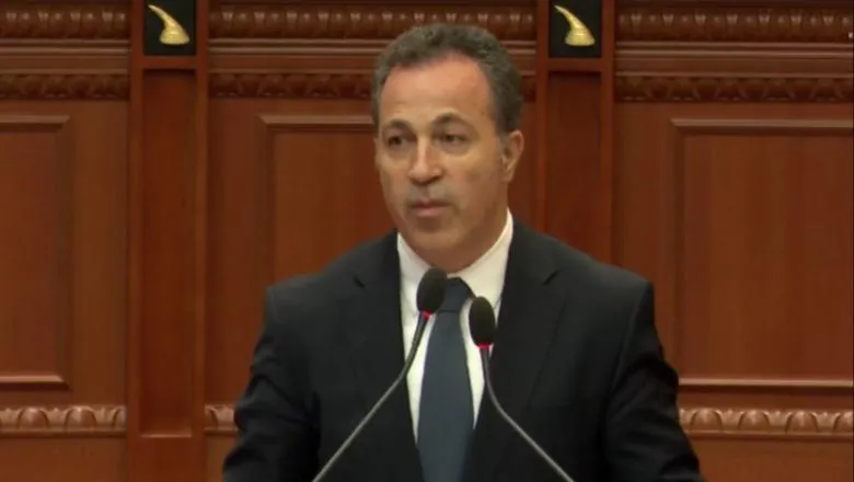 Me 79 vota kundër, Niko Peleshi i shpëton shkarkimit! PD nuk merr pjesë në votim