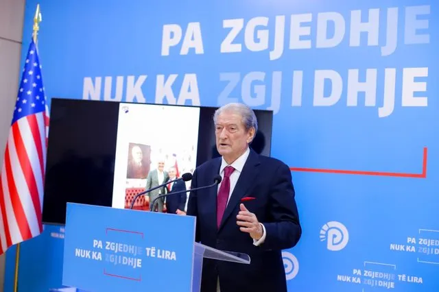 A e priste FBI në aeroport apo nuk i dhanë vizë?/ Berisha: Di që Rama i anuloi të gjitha përgatitjet që kishte bërë për takime në SHBA