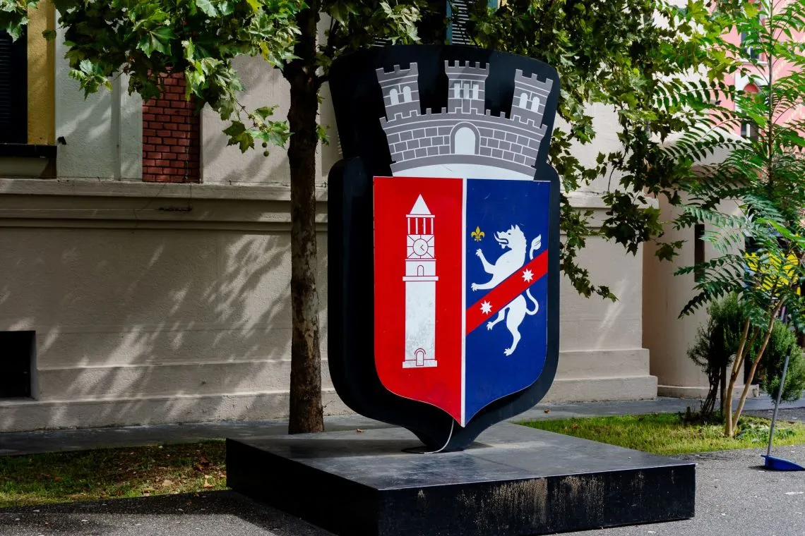 Edhe me Veliajn në burg, opozitës i duhet “një mrekulli për Tiranën”