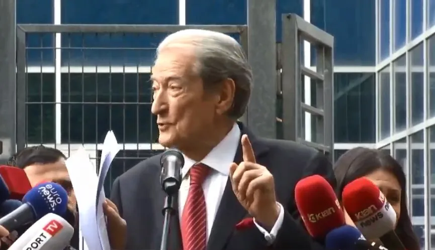 Berisha deklaratë të fortë: McGonigal i jepte urdhra Altin Troplinit për të zhdukur dosjen “Aruba”