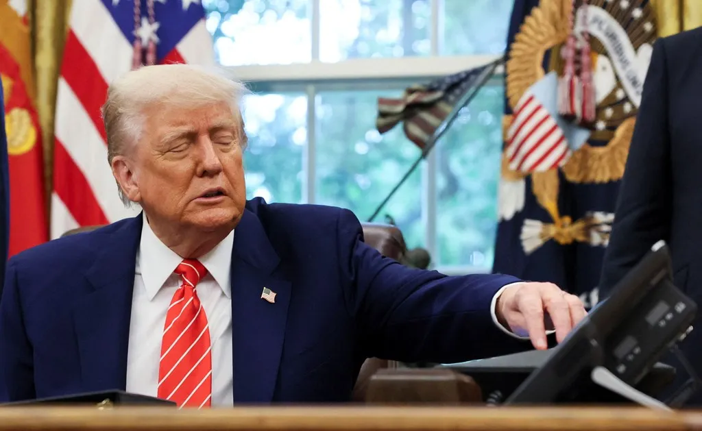 Telefonata që bindi Hamasin të besojë Trumpin dhe të heqë dorë nga pengjet