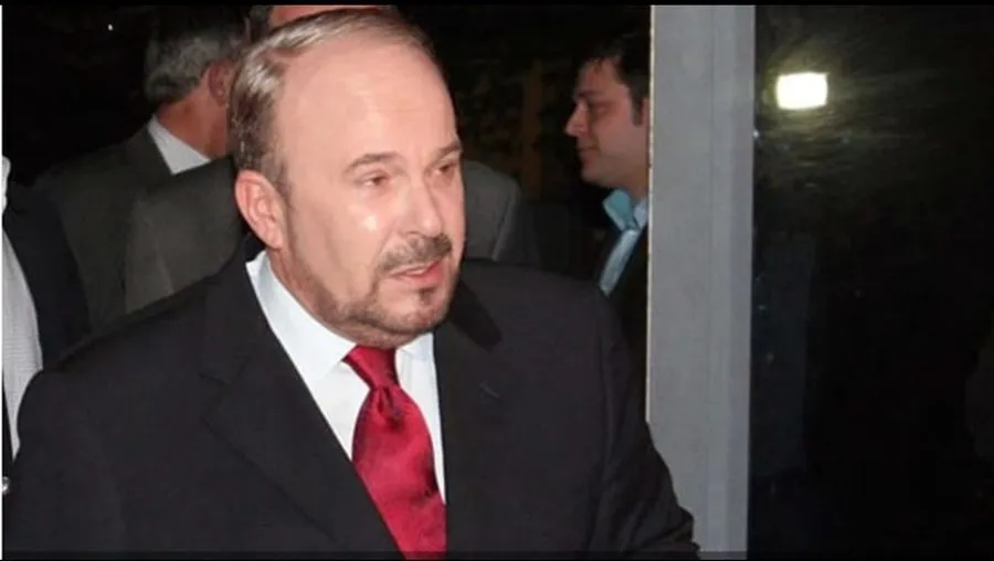 Lajmet për Fatos Nanon/ Reagon familja