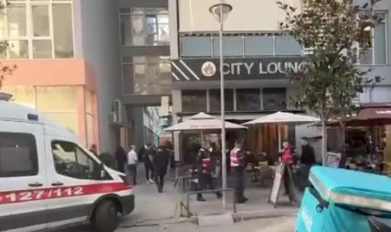 Picieri m*sakroi me thikë kuzhinierin, pamjet nga lokali në Tiranë ku ndodhi vrasja