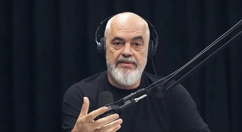 Rama: Shqiptarët do pajisen me identitetin e vet digjital! Nga 2026, kartat e ID do të kalojnë në celular ose kompjuter