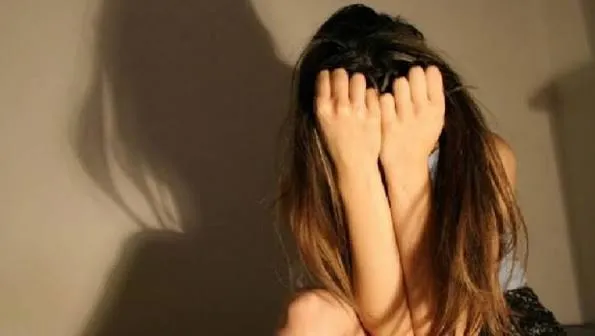 16-vjeçari akuzohet se abuzoi seksualisht me të miturën, zbardhet dëshmia e vajzës