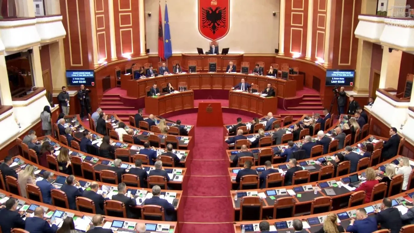 PS-PD bashkojnë votat, miratojnë dy komisionet e Posaçme