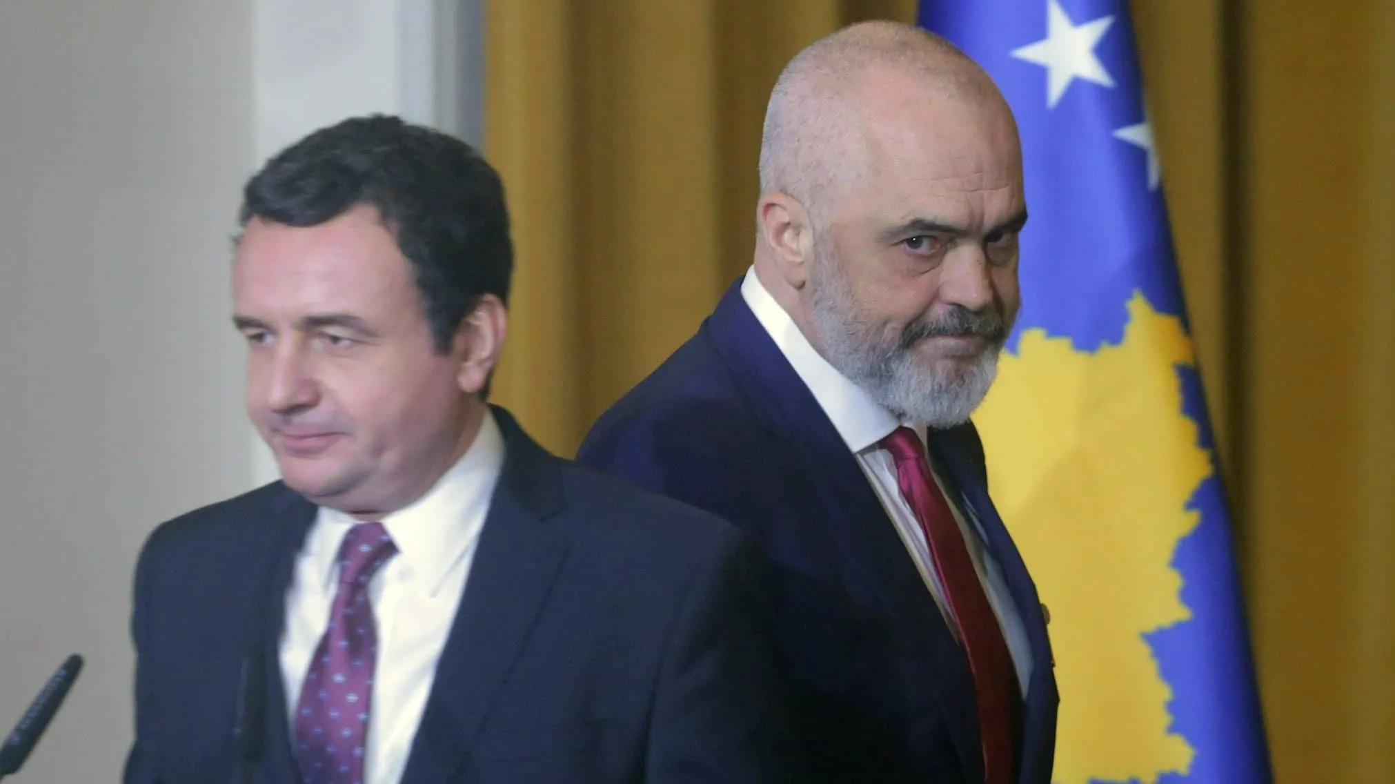 Albin Kurti demaskon Ramën: Erdhi vetë me helikopter për të bindur palët të votonin Gjykatën Speciale