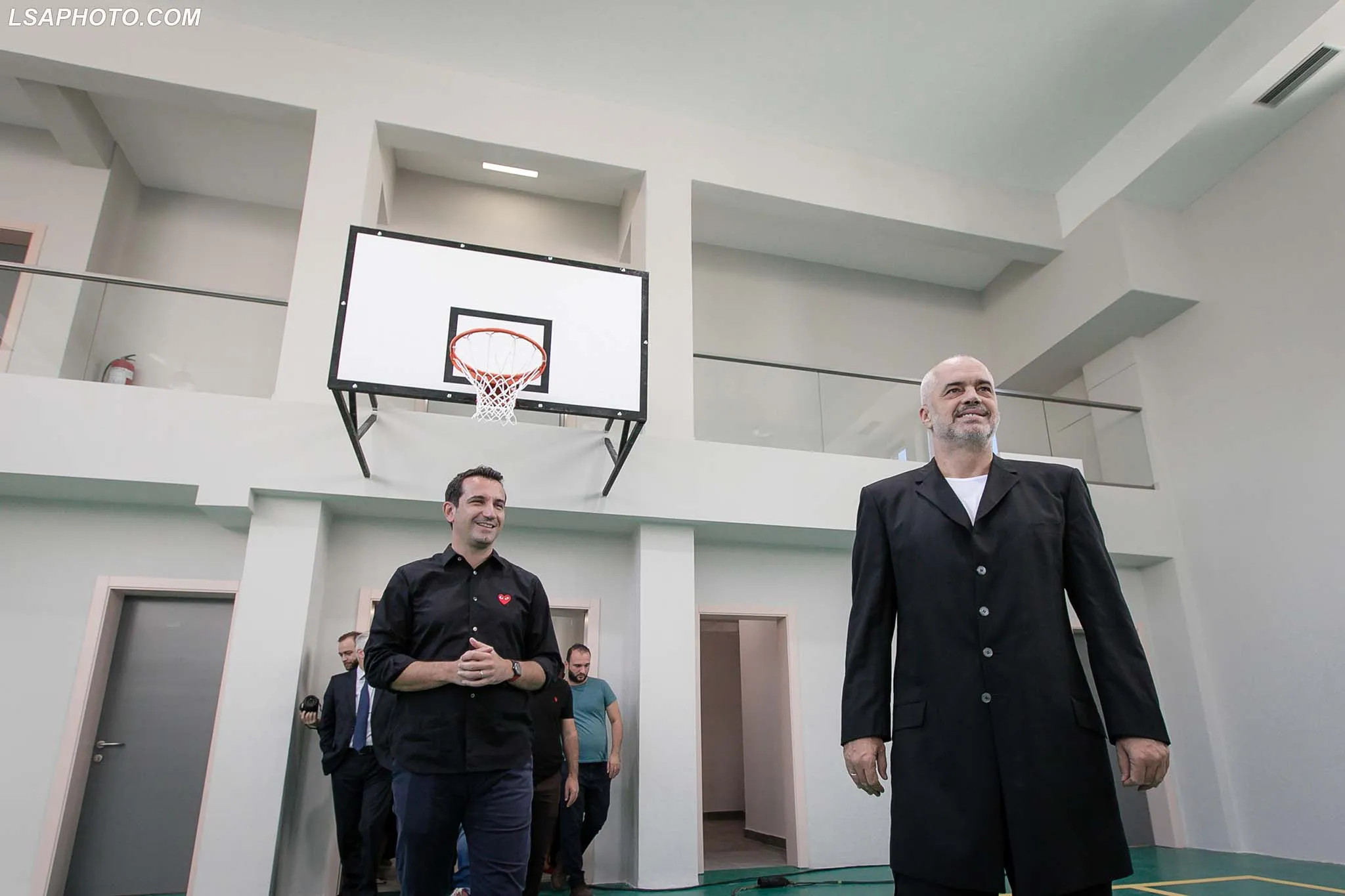 Premtime me lugën bosh: Shkollat e reja të ndërtuara në Tiranë nuk kanë mensa