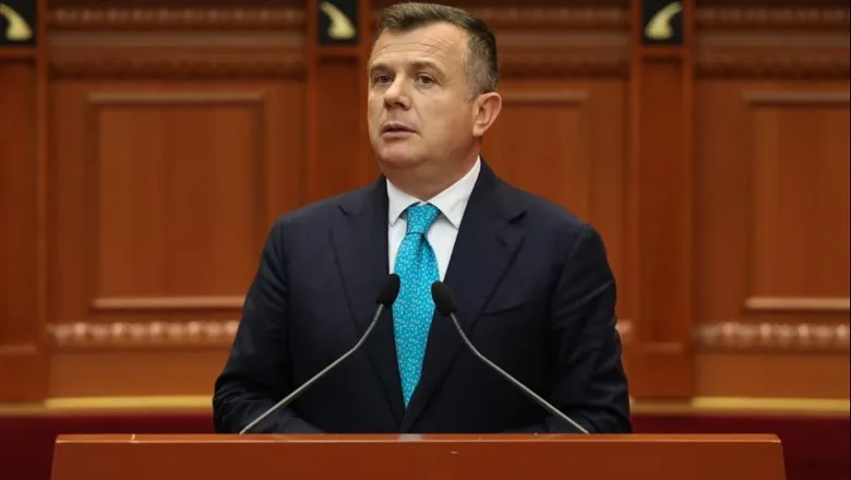 Taulant Balla fyen deputetët e opozitës: Këta që lehin! Niko Peleshi nuk merr asnjë masë