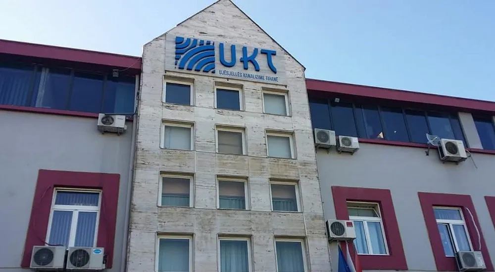 UKT fiton më shumë para, edhe pse Tirana s’ka ujë