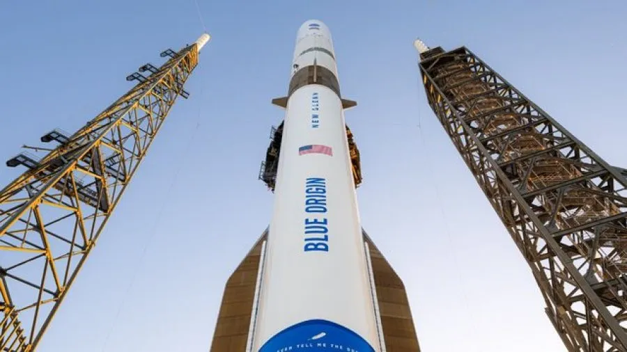 Bezos lëshon raketën “New Glenn”/ Pritet të mbërrijë në Mars në 2027-n