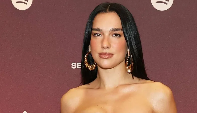 Dua Lipa kontribuoi në rritjen e ekonomisë së Britanisë së Madhe me 8 miliardë paund