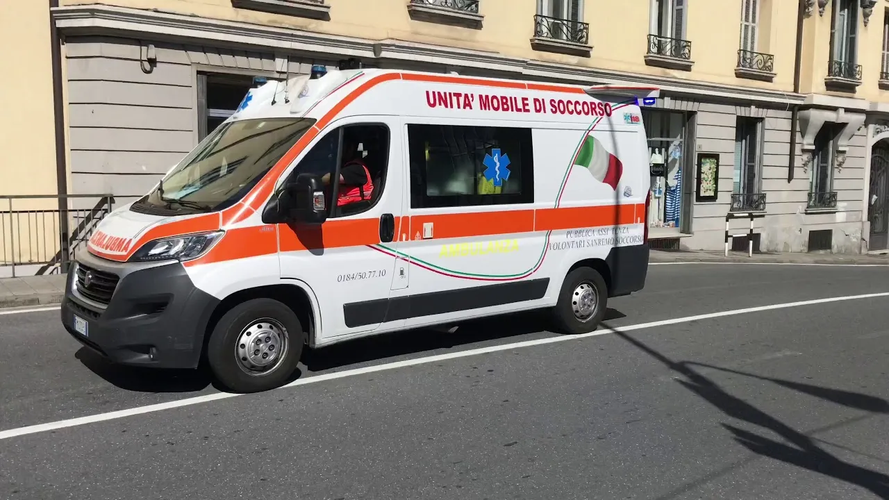 Ngjarje shokuese në Itali, nëna tenton të vrasë foshnjen e porsalindur