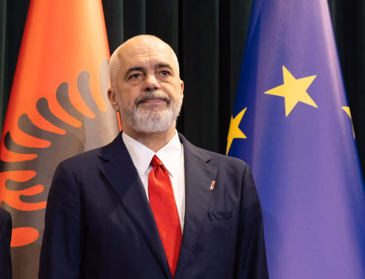 Rama, piktura për të pastruar imazhin nga korrupsioni