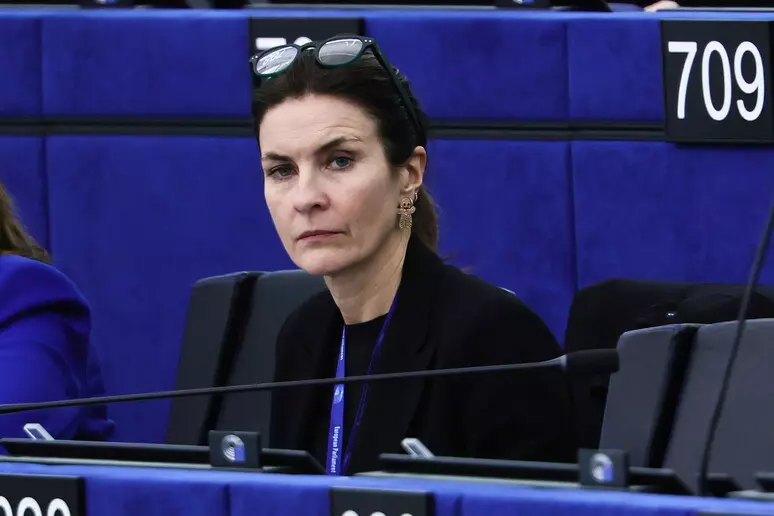 Qatargate/ Parlamenti Europian i heq imunitetin Alessandra Morettit