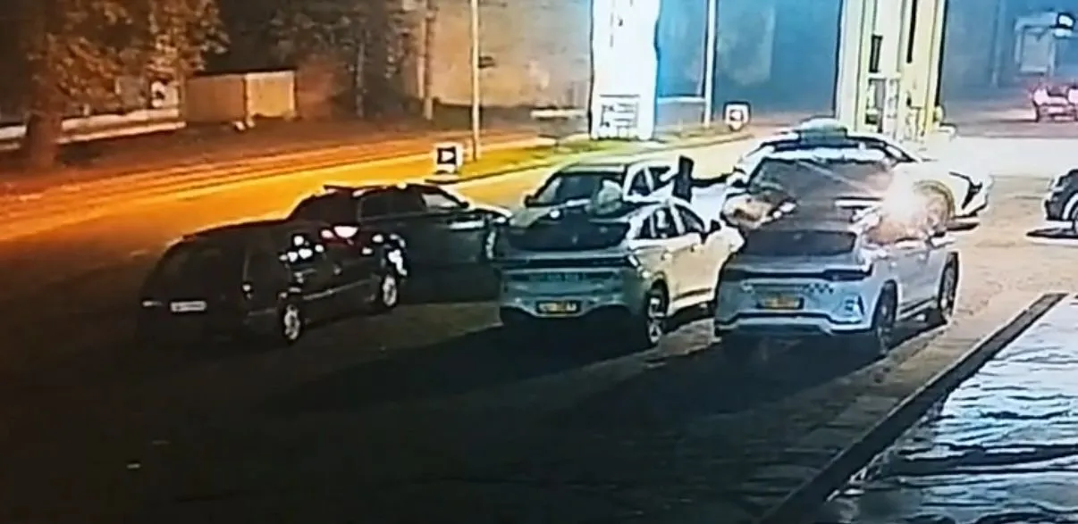 VIDEO/ Pamjet e atentatit ndaj Mond Mëhallës në Elbasan
