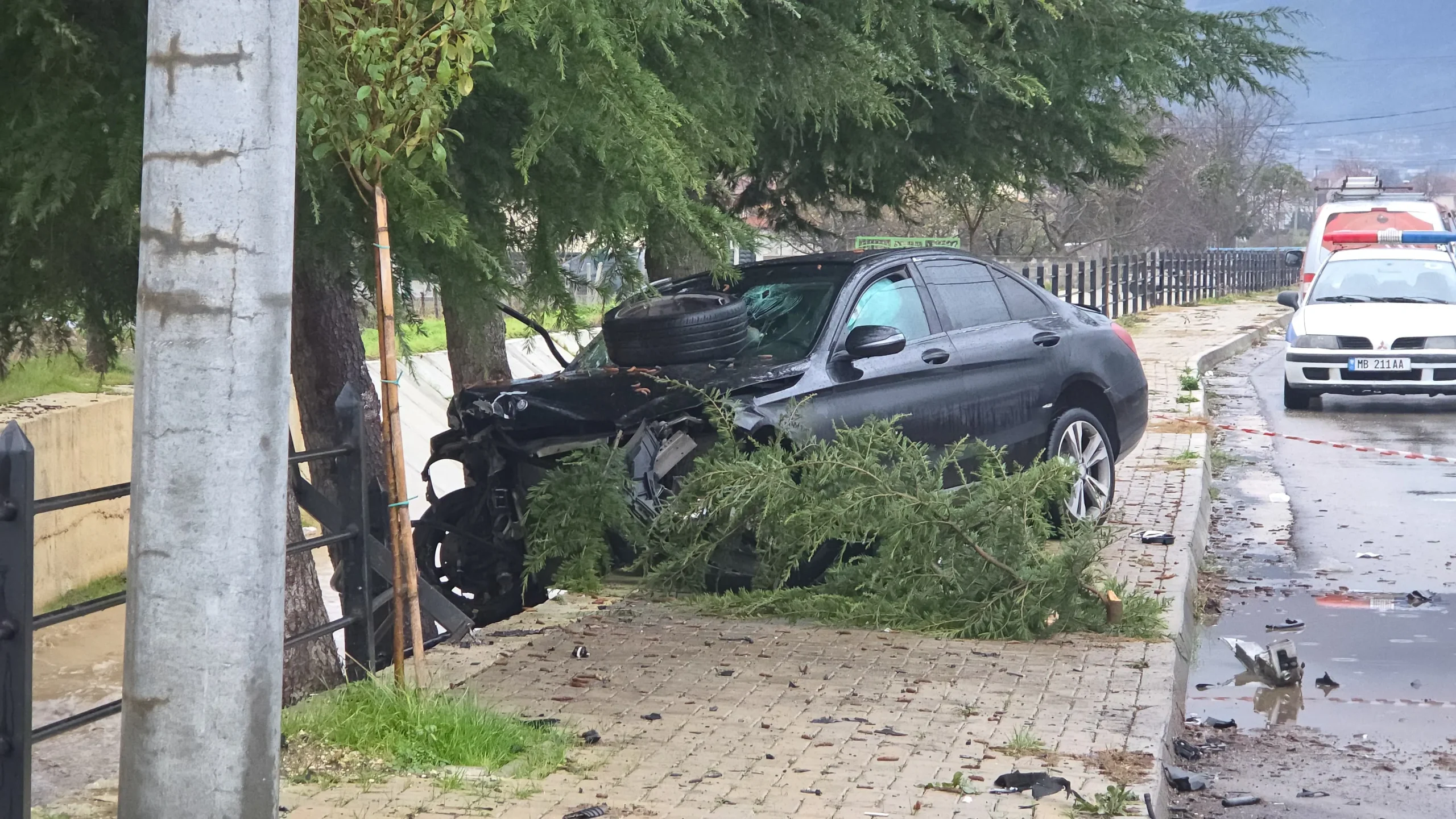 PAMJET/ Aksident i rëndë në Pogradec, një person në gjendje kritike