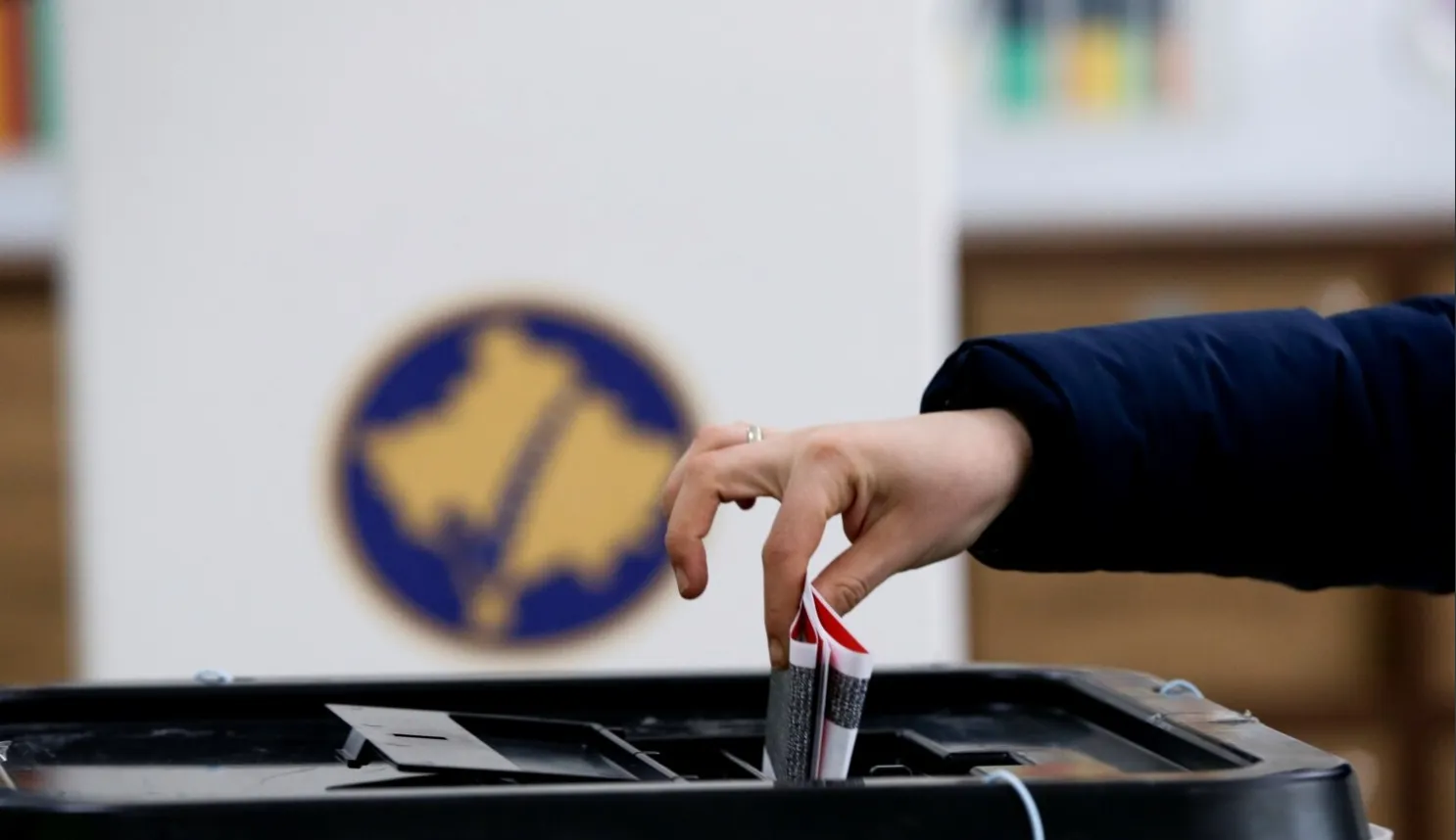 Kosova rrezikon mbajtjen e zgjedhjeve më 28 dhjetor!  KQZ ende s’ka para, shteti pa buxhet të miratuar